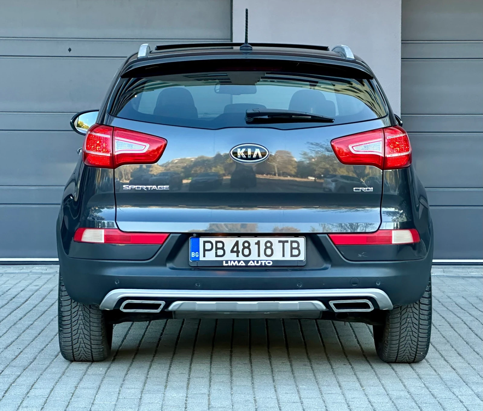 Kia Sportage 2.0CRDi 4x4 185hp / Pano / Navi / Keyless - изображение 5