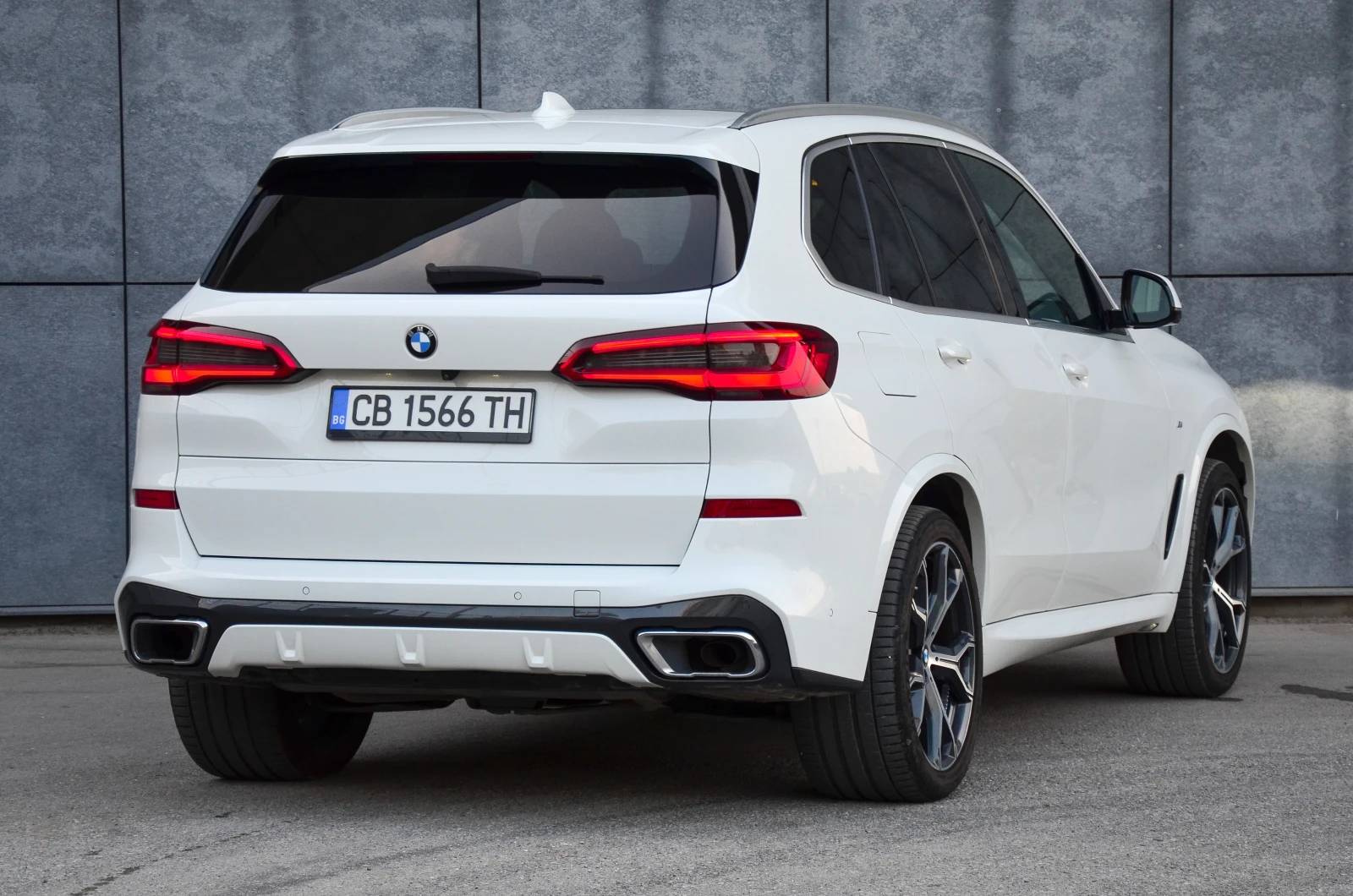 BMW X5 xDrive40i 7 местен, фирмен, Европейски! - изображение 4