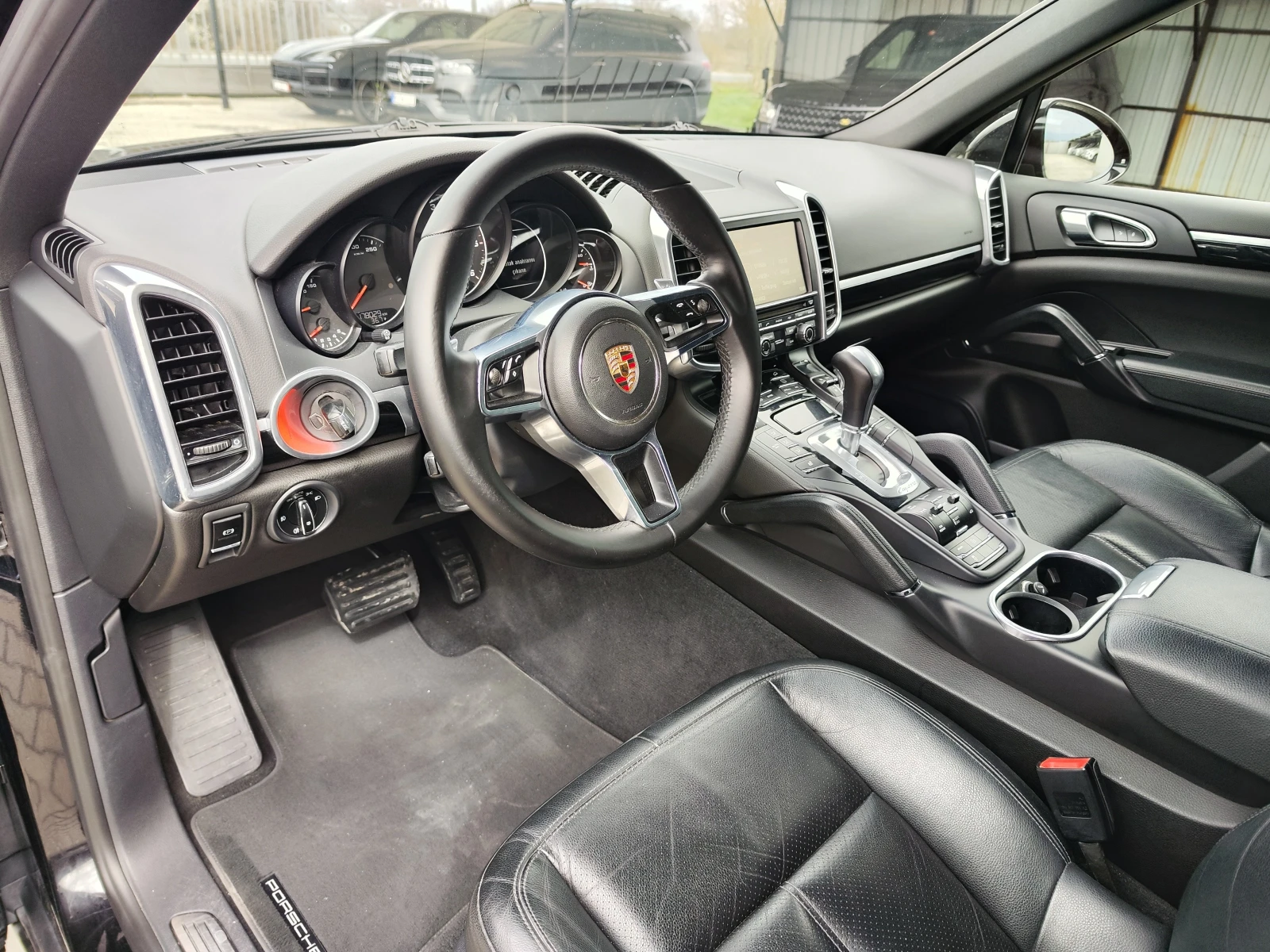 Porsche Cayenne FACELIFT* CAMERA* PODGREV* LEDD* LIZING, снимка 6 - Автомобили и джипове - 53904167