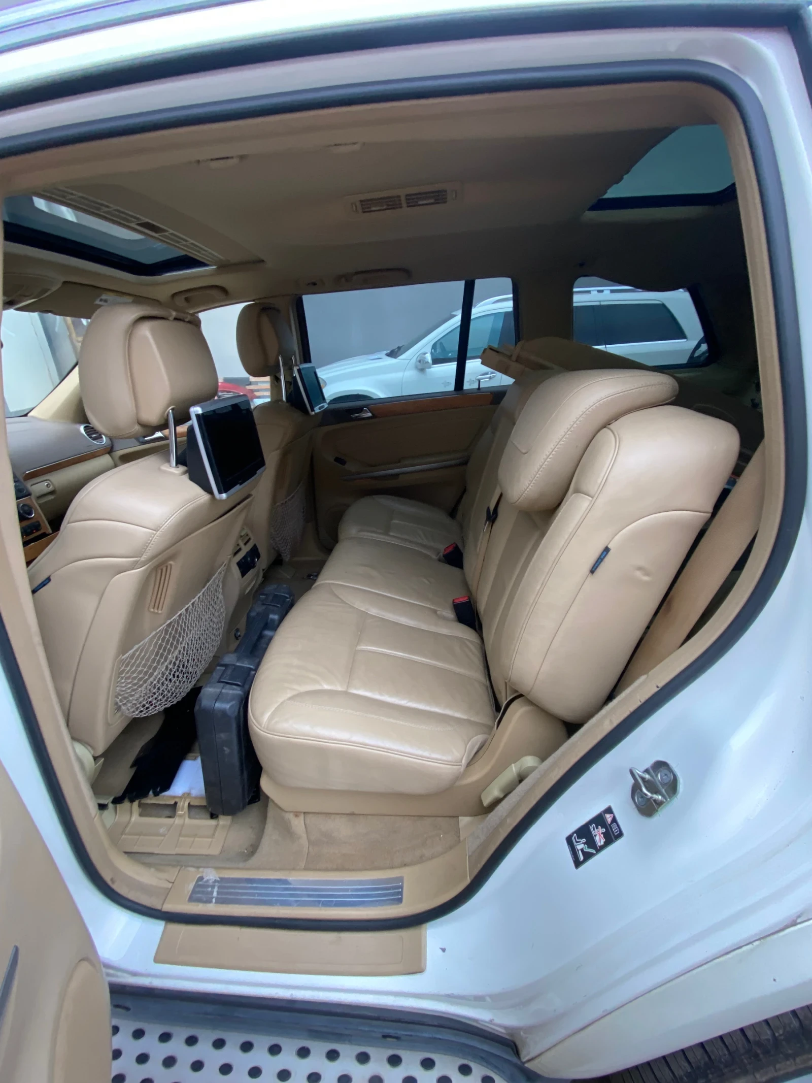 Mercedes-Benz GL 500 Grand edition 550, снимка 8 - Автомобили и джипове - 54059355