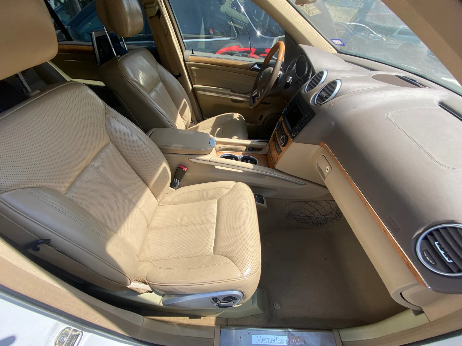 Mercedes-Benz GL 550 Grand edition 550, снимка 13 - Автомобили и джипове - 54059355