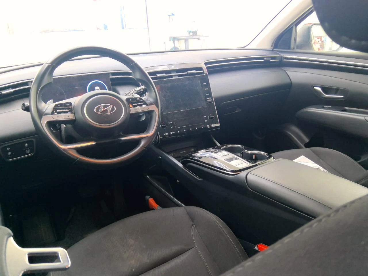 Hyundai Tucson 1.6 T-GDI Comfort, снимка 6 - Автомобили и джипове - 54079910