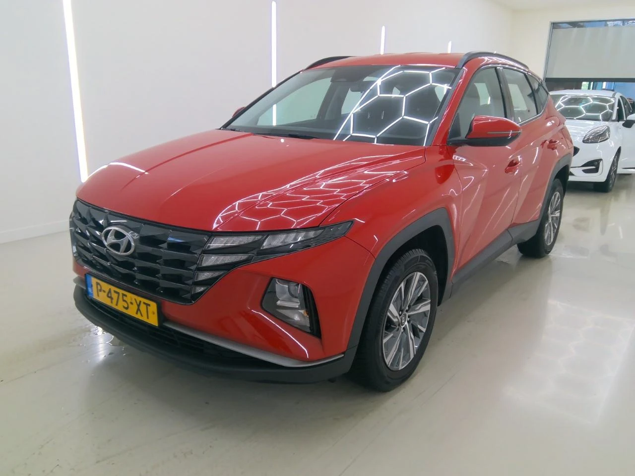 Hyundai Tucson 1.6 T-GDI Comfort, снимка 2 - Автомобили и джипове - 54079910