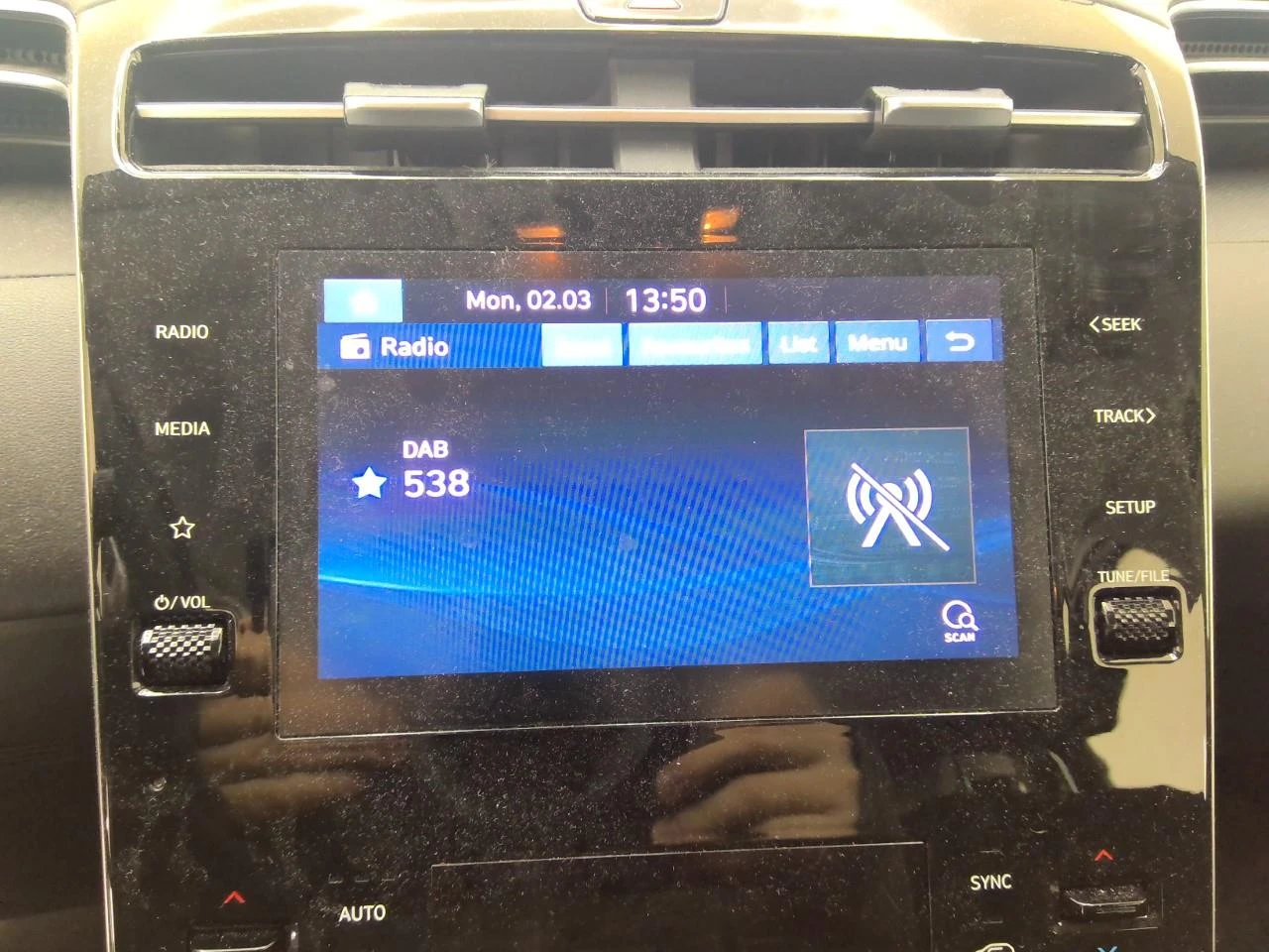 Hyundai Tucson 1.6 T-GDI Comfort, снимка 12 - Автомобили и джипове - 54079910