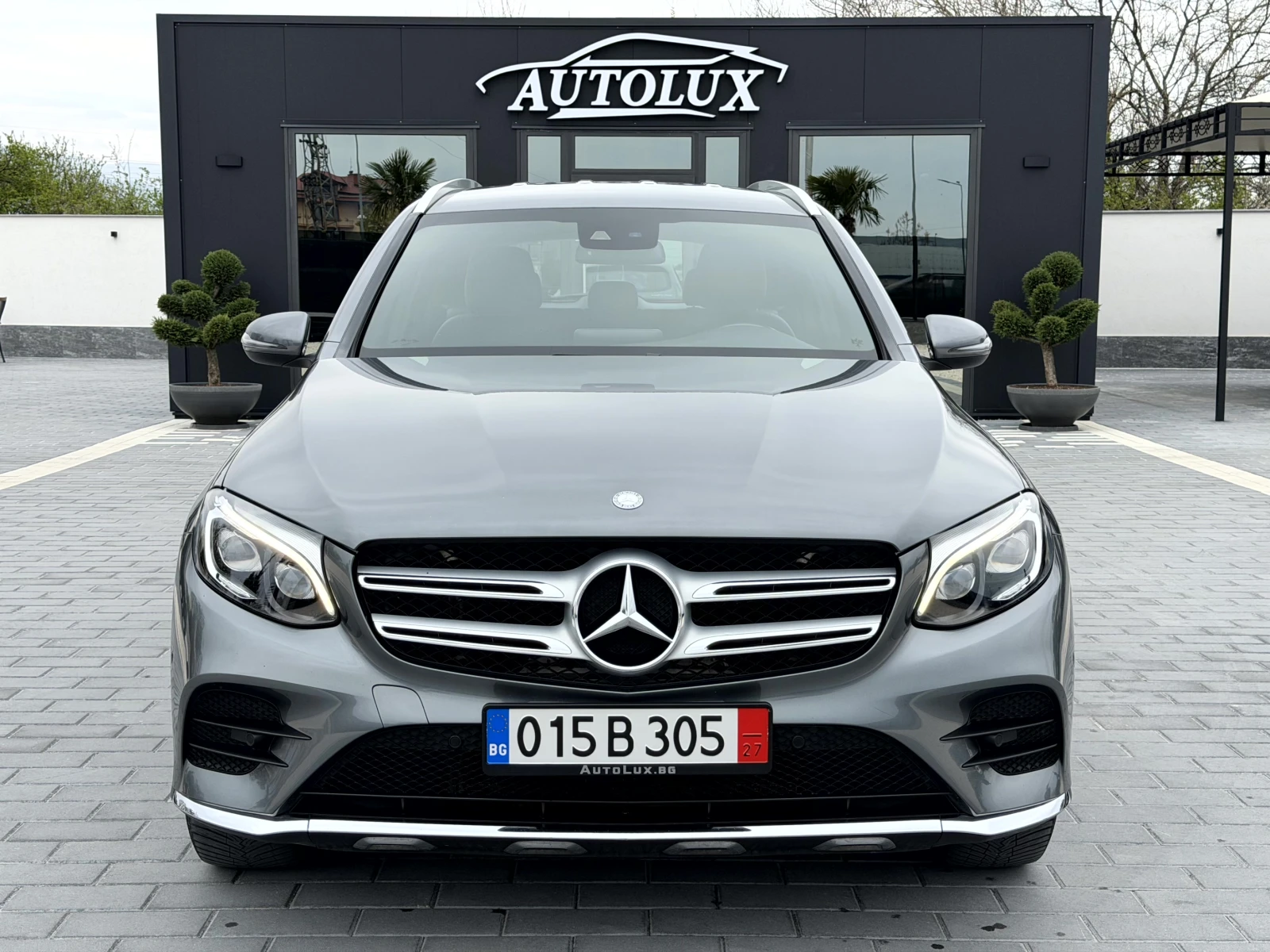 Mercedes-Benz GLC 250 d 4MATIC AMG LINE 9G-TRONIC , снимка 2 - Автомобили и джипове - 54164826