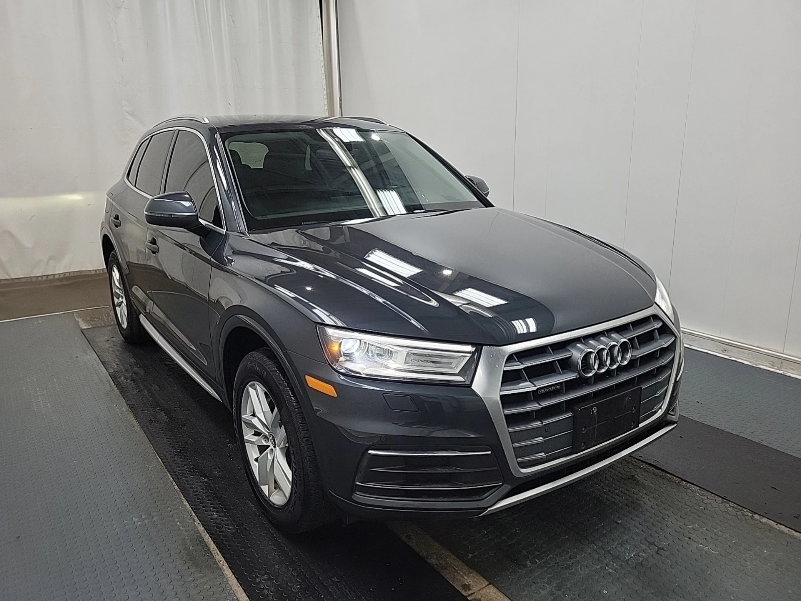Audi Q5 KOMFORT * * CARFAX * * ���� ������ * *  | Mobile.bg � ����������� 2