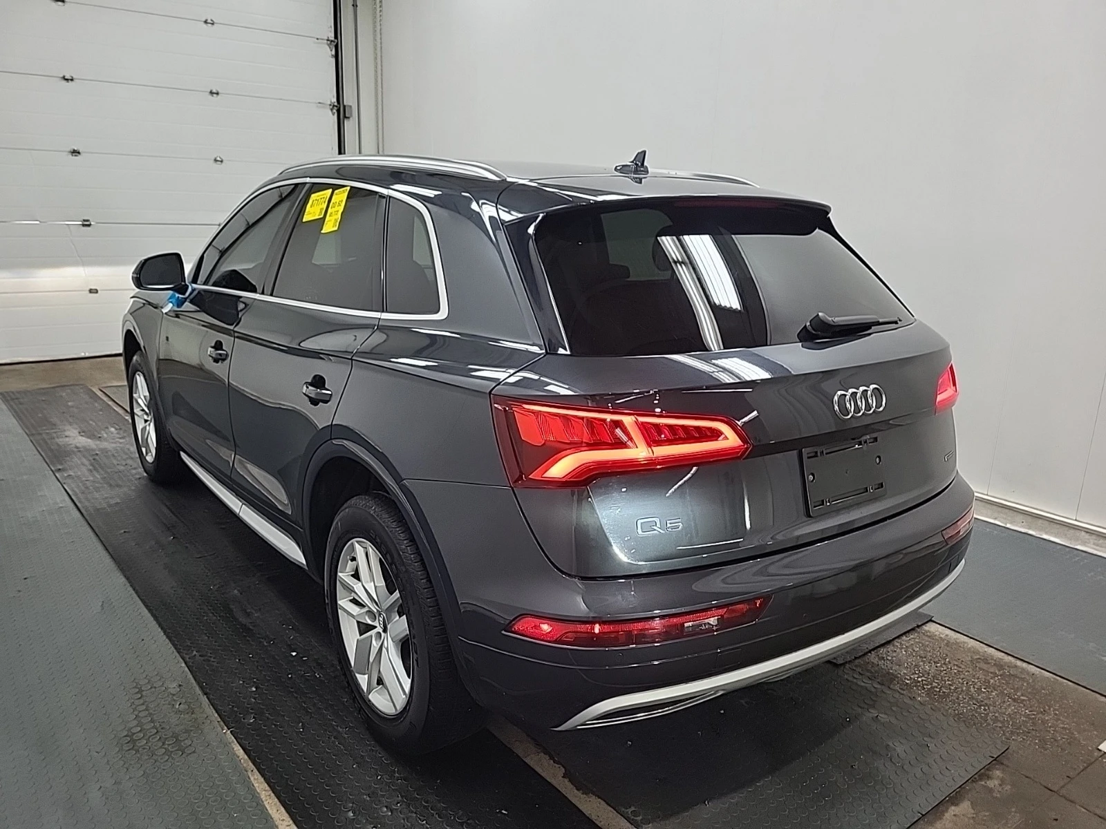 Audi Q5 KOMFORT * * CARFAX * * ���� ������ * *  | Mobile.bg � ����������� 4