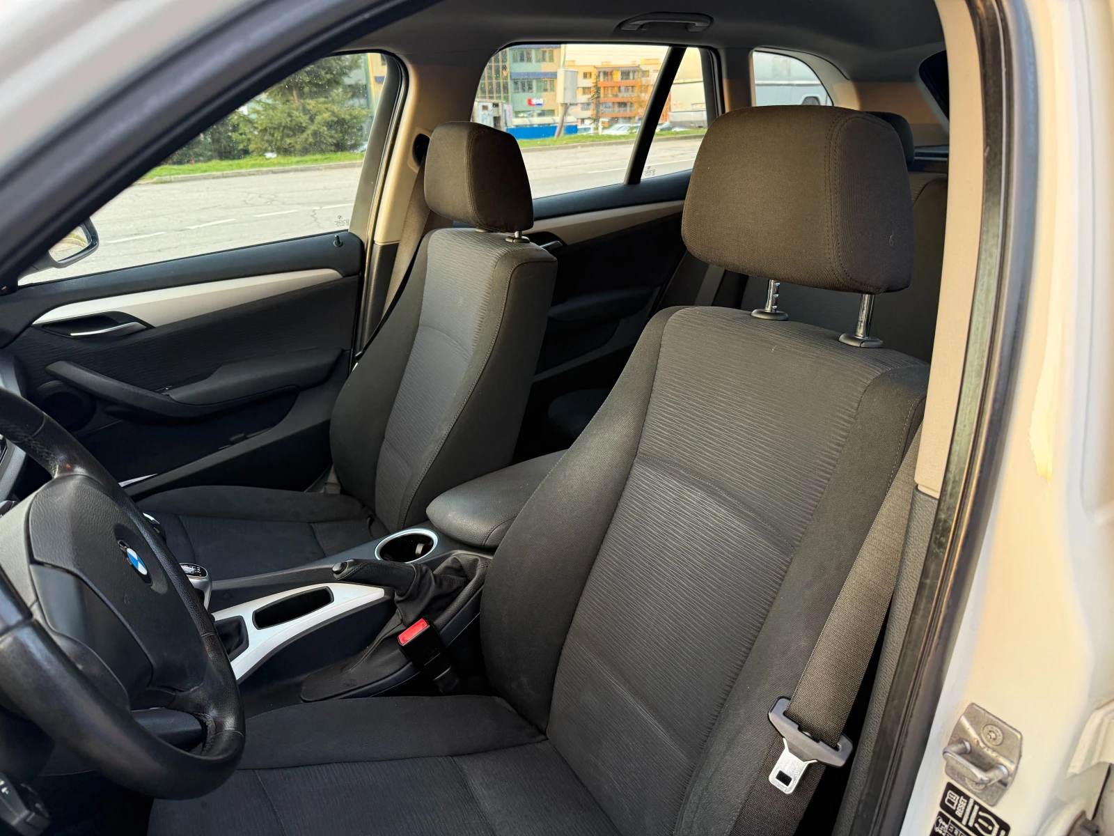 BMW X1 1.8SDRIVE СЕРВИЗНА ИСТОРИЯ, снимка 7 - Автомобили и джипове - 54305111