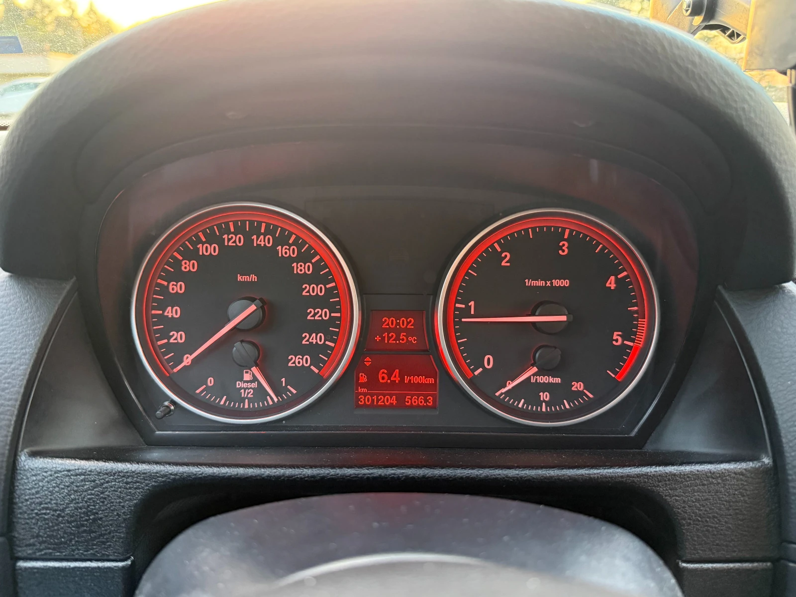 BMW X1 1.8SDRIVE СЕРВИЗНА ИСТОРИЯ, снимка 9 - Автомобили и джипове - 54305111