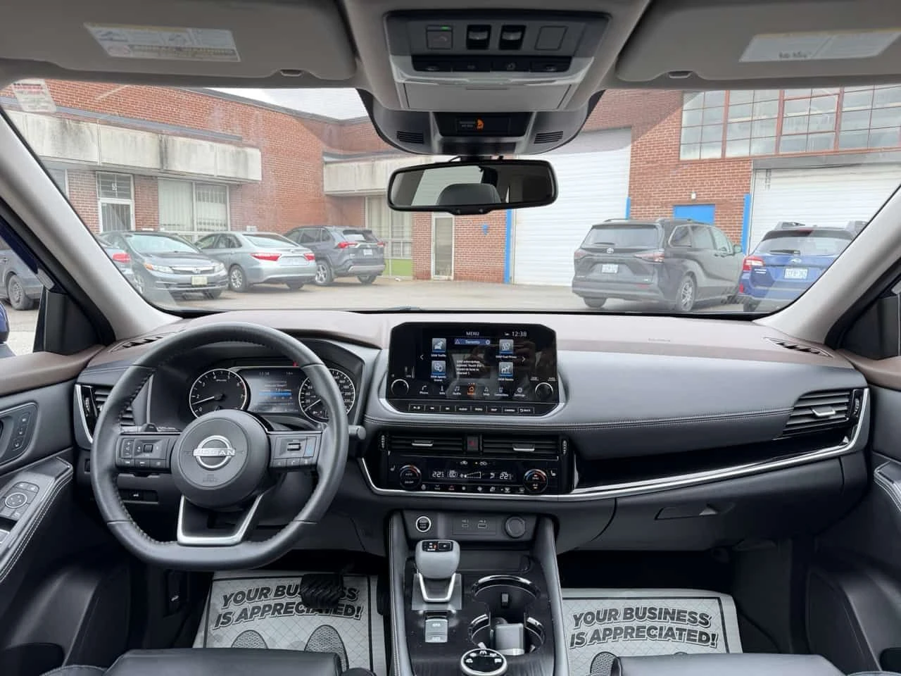 Nissan Rogue  | SL | 360 | PANO | ПОДГРЕВИ | КОЖА | , снимка 8 - Автомобили и джипове - 54368526