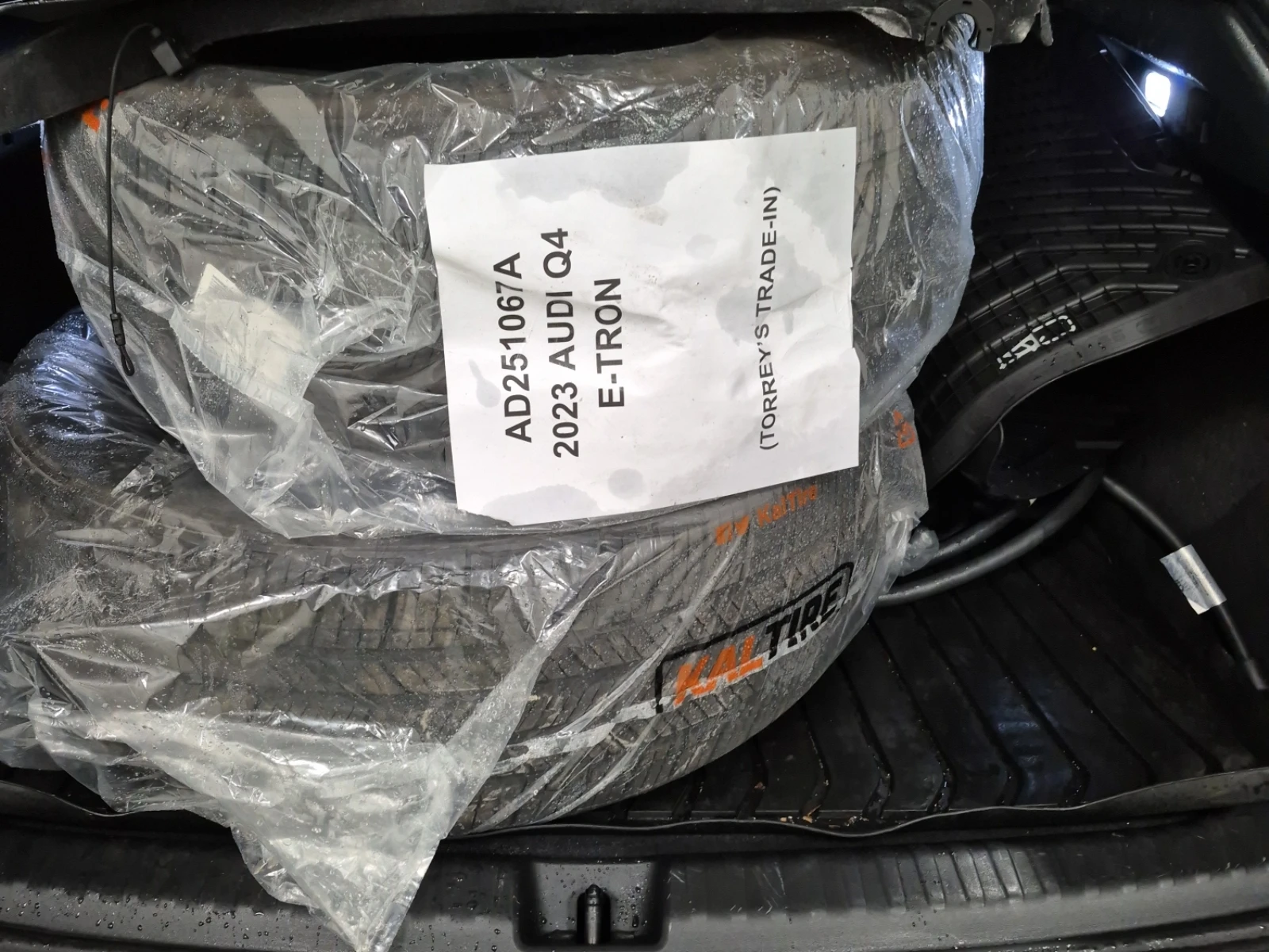 Audi Q4  e-tron Sportback 50 quattro, снимка 17 - Автомобили и джипове - 54454465