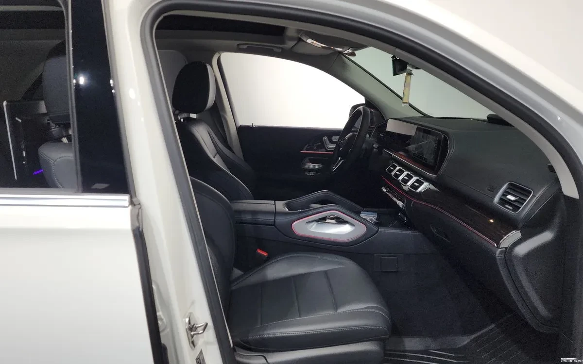 Mercedes-Benz GLE 300 4MATIC #УНИКАТ# !ЕКРАНИ! 360/ !!HEAD UP, снимка 9 - Автомобили и джипове - 54960696