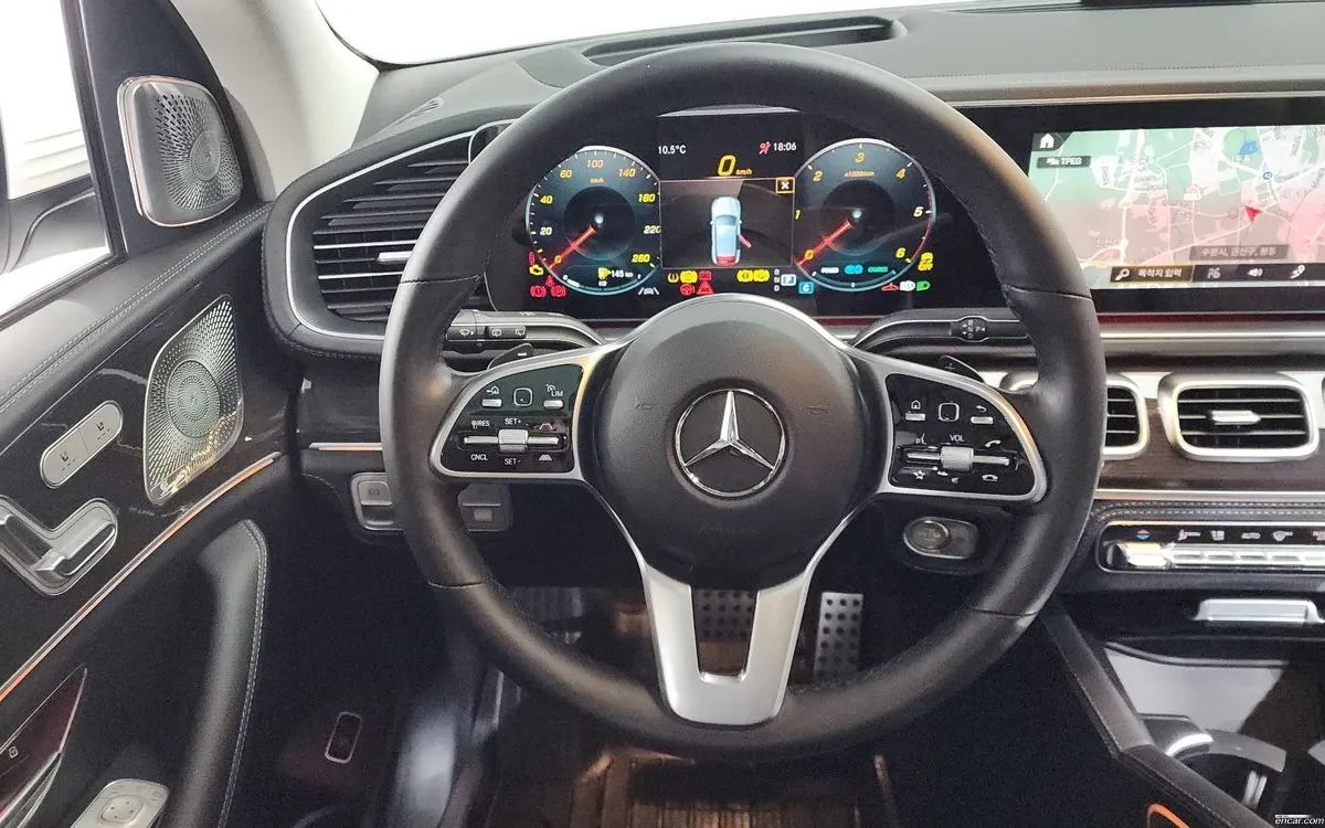 Mercedes-Benz GLE 300 4MATIC #УНИКАТ# !ЕКРАНИ! 360/ !!HEAD UP, снимка 11 - Автомобили и джипове - 54960696