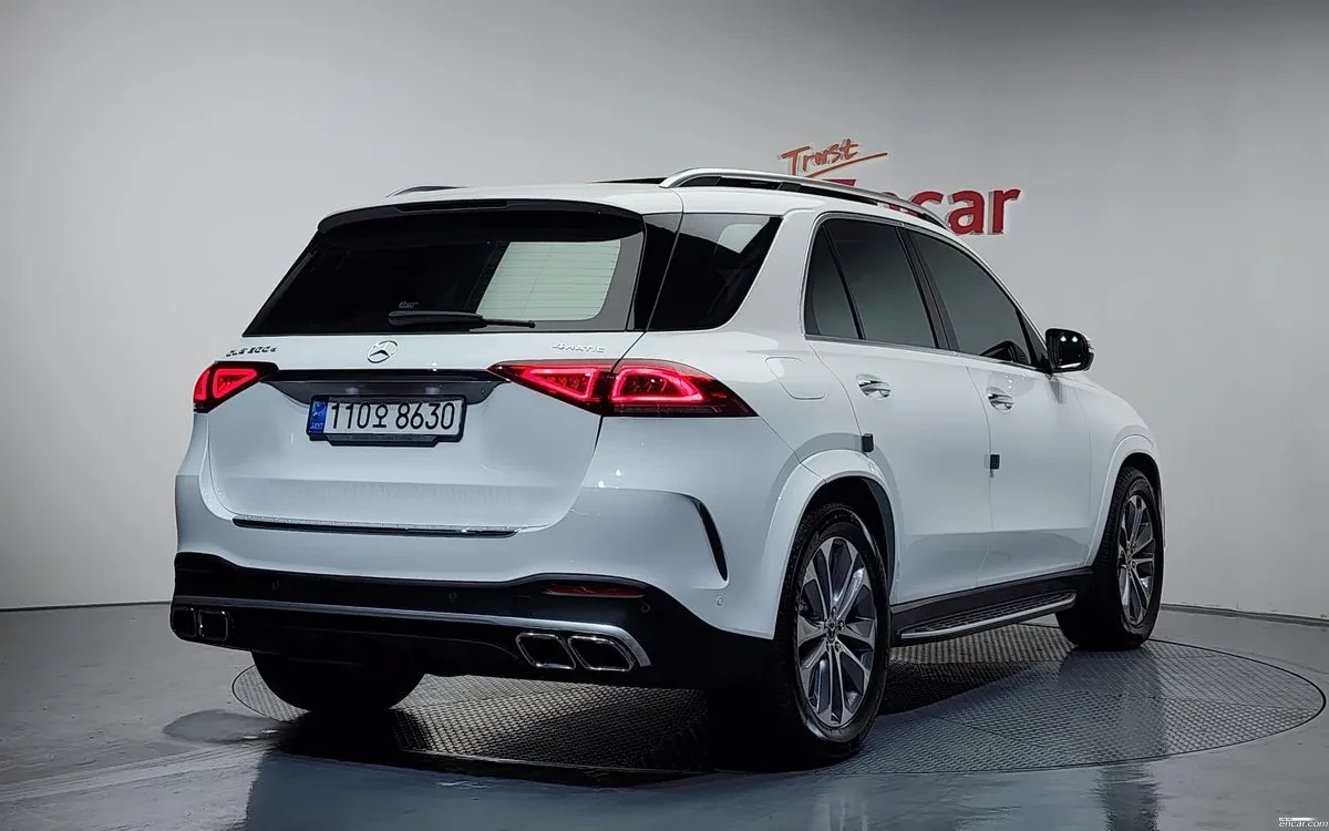 Mercedes-Benz GLE 300 4MATIC #УНИКАТ# !ЕКРАНИ! 360/ !!HEAD UP, снимка 2 - Автомобили и джипове - 54960696