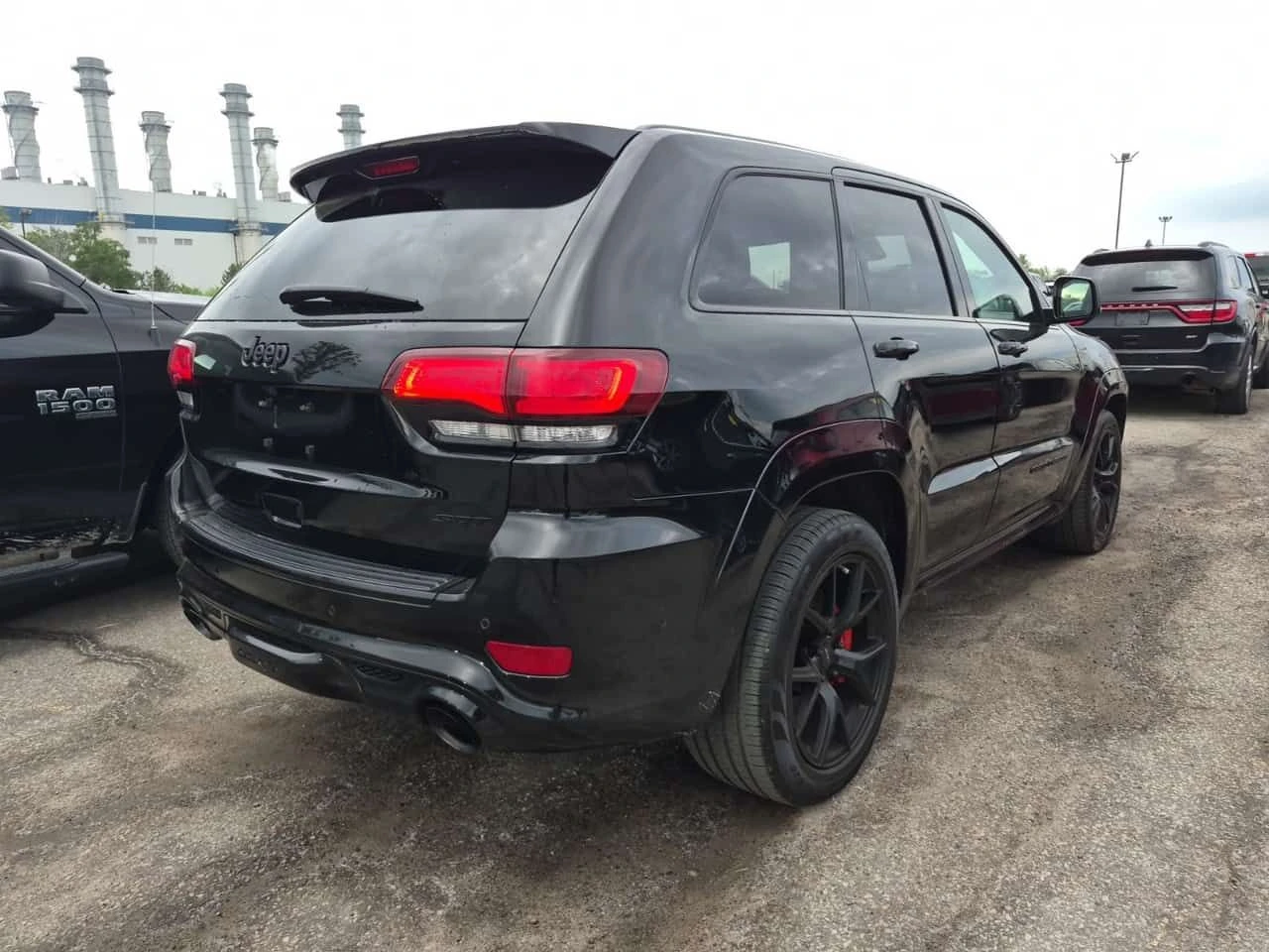 Jeep Grand cherokee * SRT * АВТОКРЕДИТ БЕЗ ПЪРВОНАЧАЛНА ВНОСКА* , снимка 3 - Автомобили и джипове - 55244198