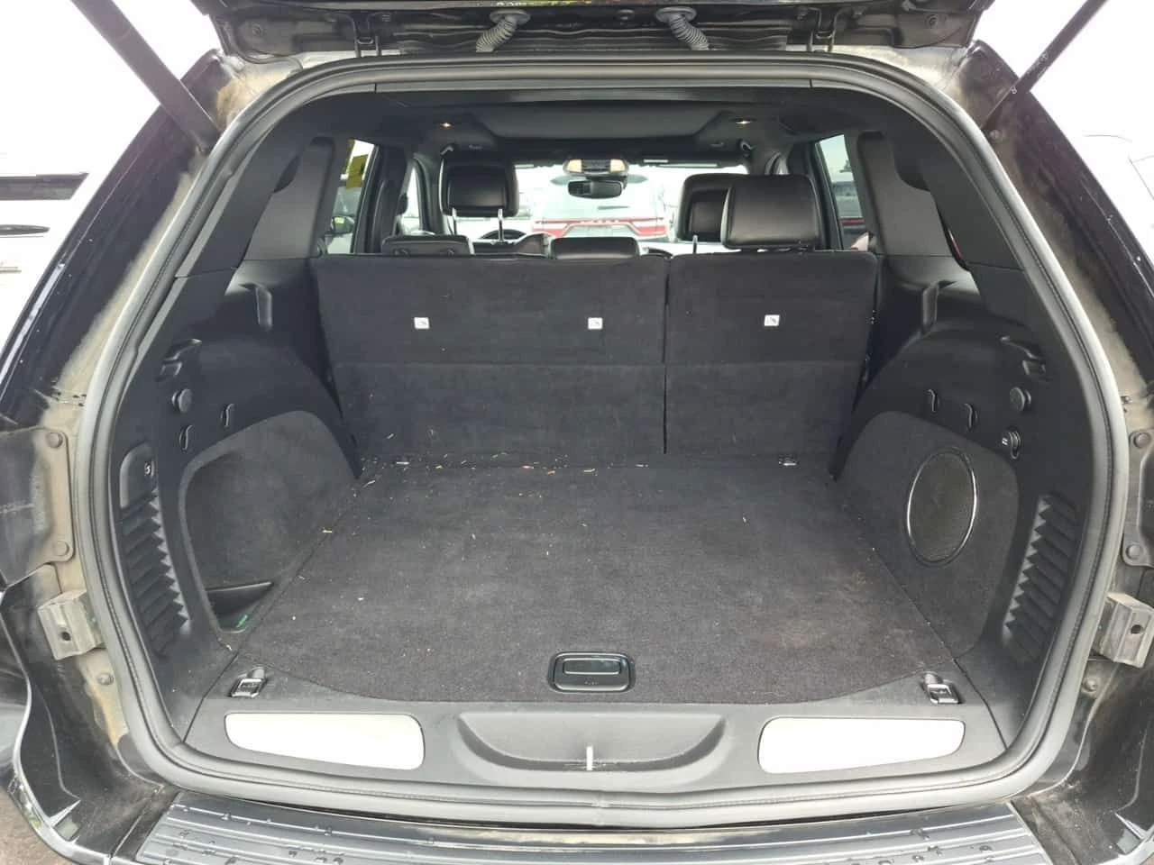 Jeep Grand cherokee * SRT * АВТОКРЕДИТ БЕЗ ПЪРВОНАЧАЛНА ВНОСКА* , снимка 14 - Автомобили и джипове - 55244198