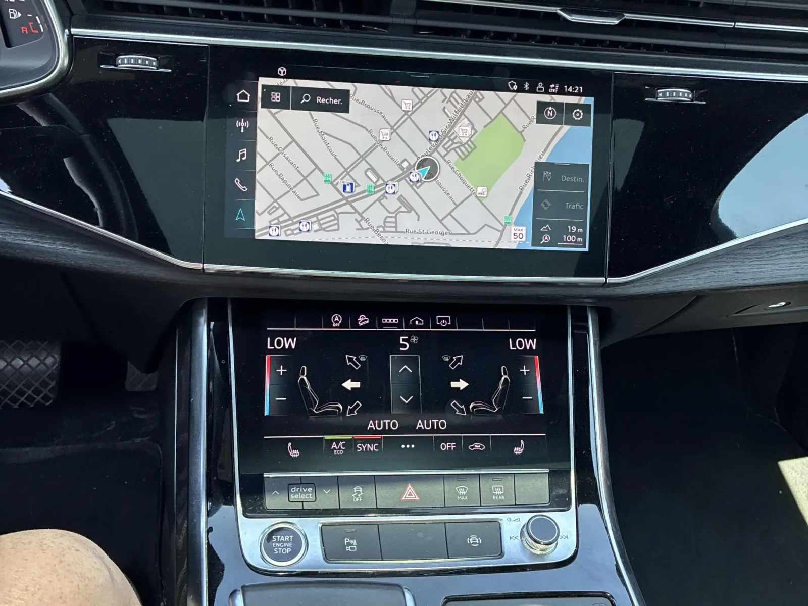 Audi Q7 Komfort, ЦЕНА ДО БГ, снимка 8 - Автомобили и джипове - 55308678