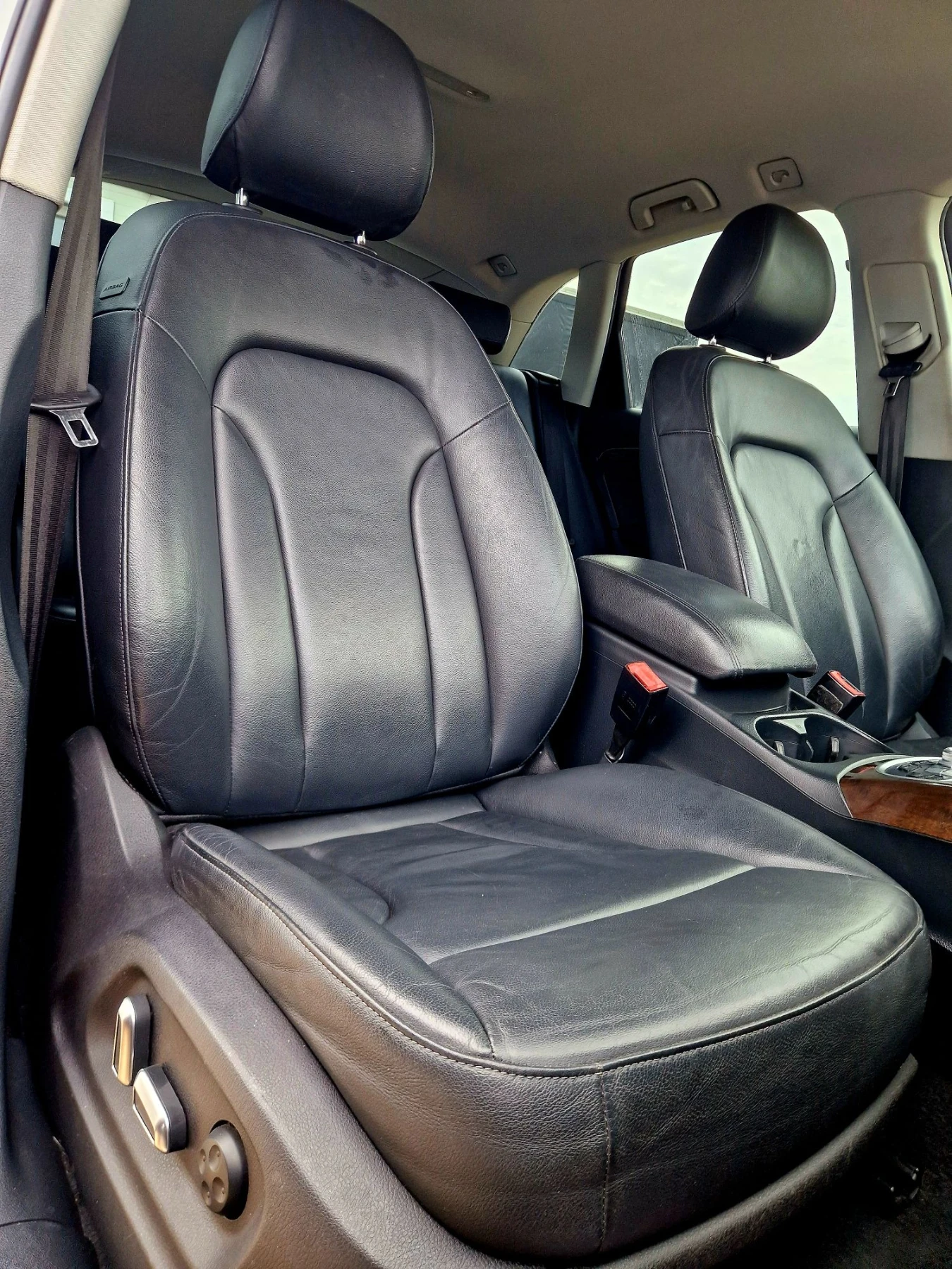 Audi Q5 S-LINE / FACE / Quattro / Лизинг / Бартер , снимка 15 - Автомобили и джипове - 55705167