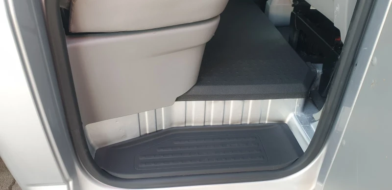 VW T5 2.0tdi 140кс. 4х4, снимка 14 - Бусове и автобуси - 51537878