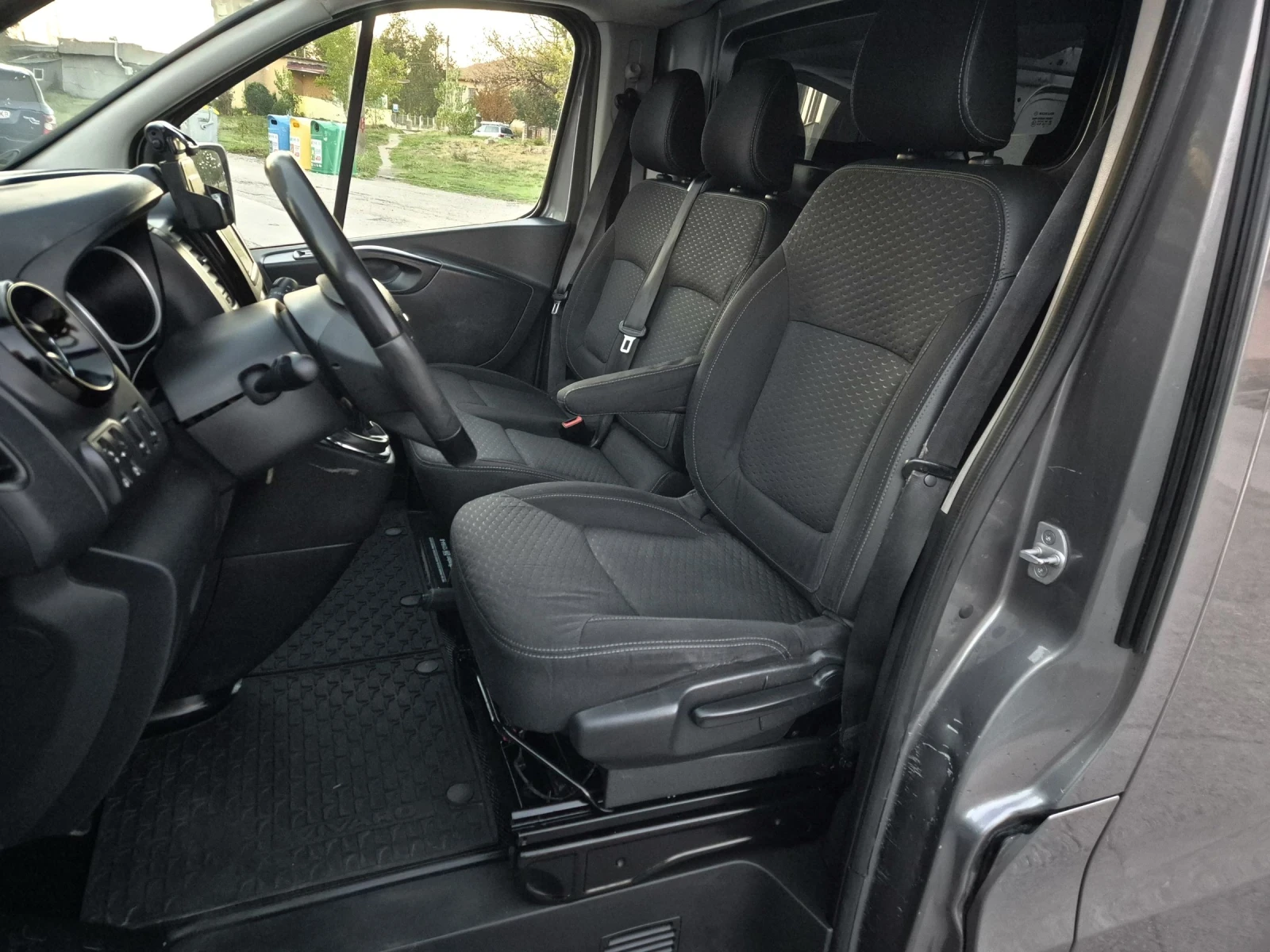 Opel Vivaro 1.6CDTI  - изображение 8