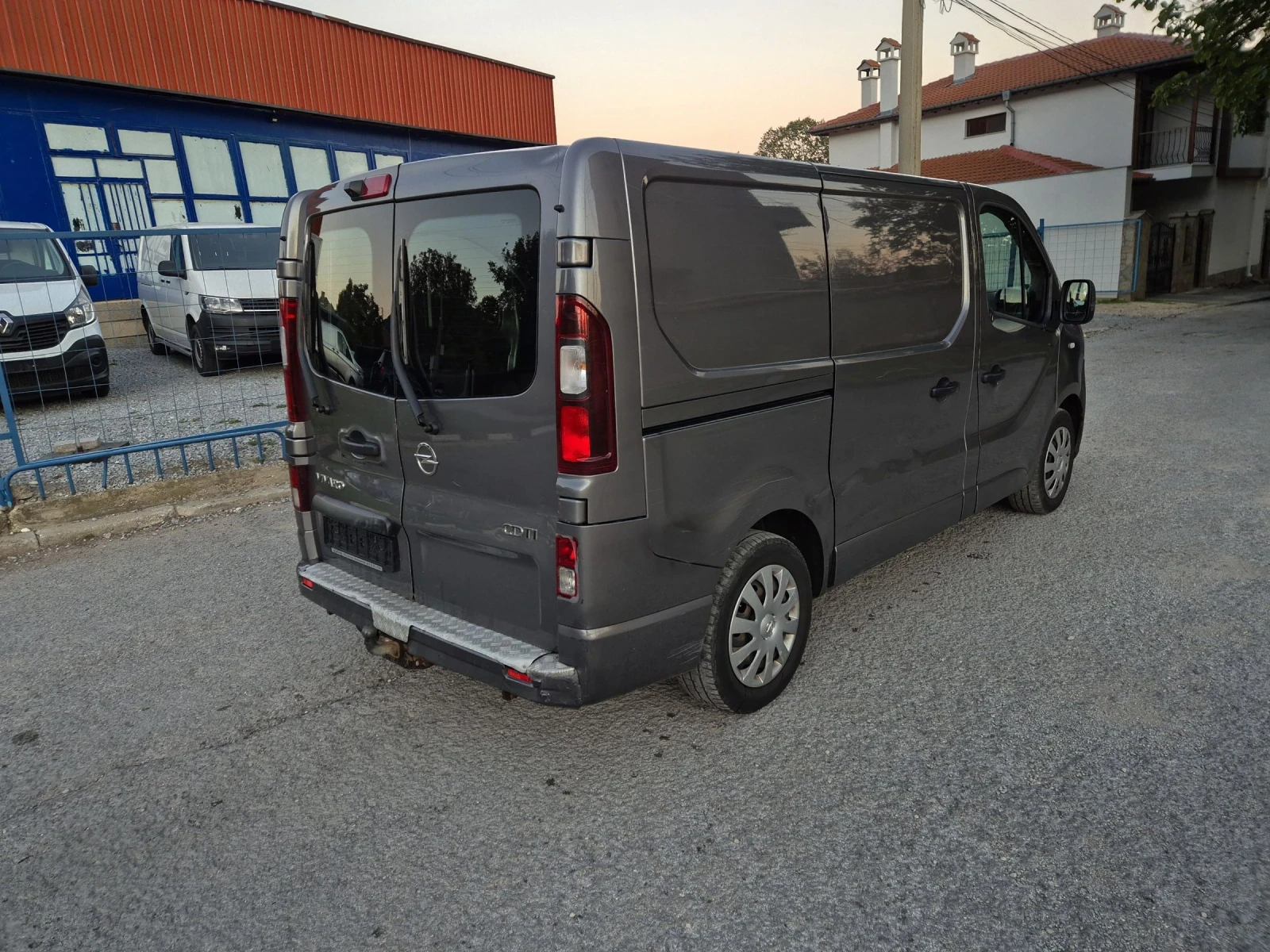 Opel Vivaro 1.6CDTI  - изображение 4