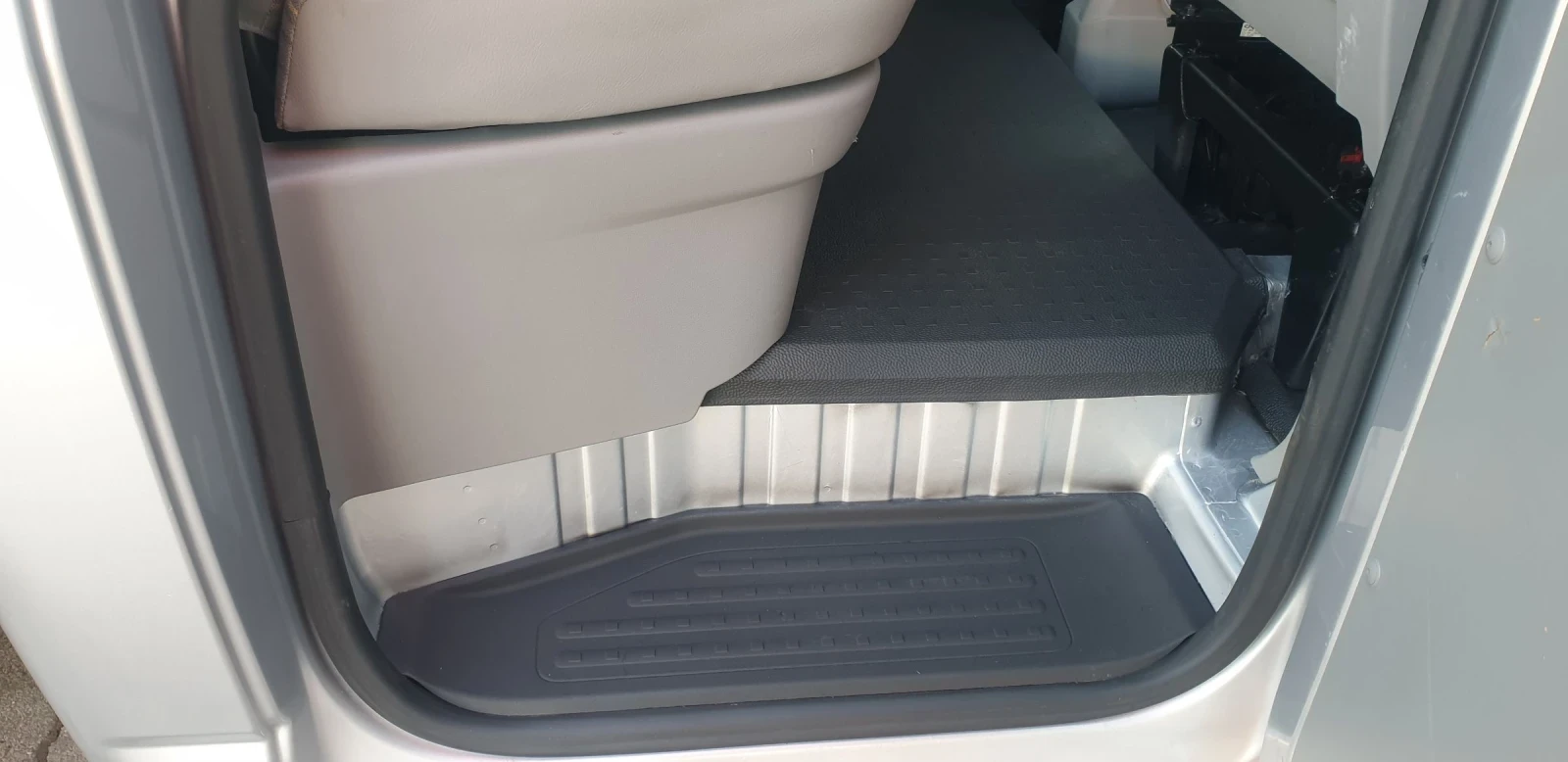 VW T5 2.0tdi 140. 44 | Mobile.bg   14