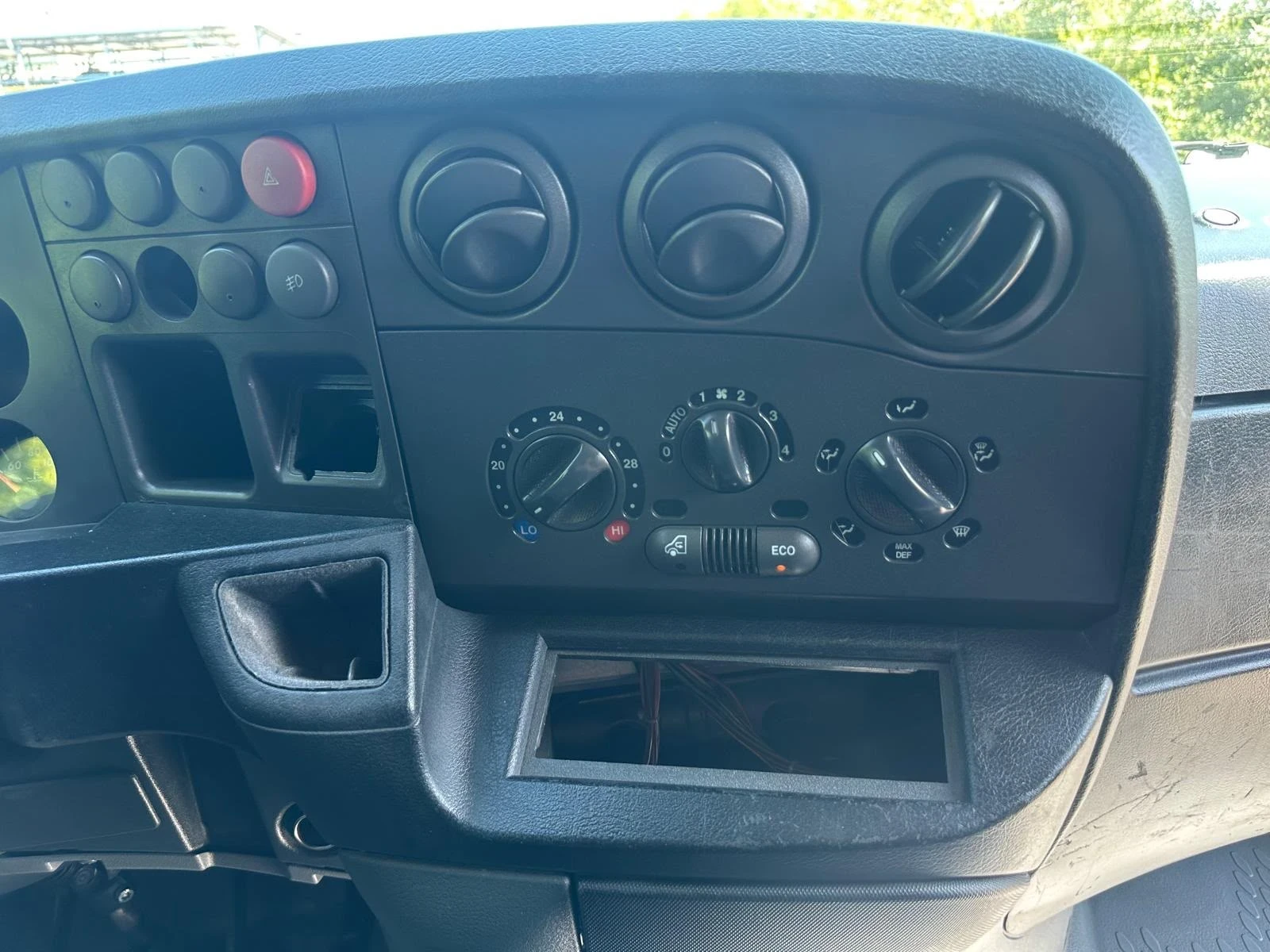 Iveco 35c15 Iveco Daily 35C15   150 �.�. | 2003 �. | �������� | Mobile.bg � ����������� 13