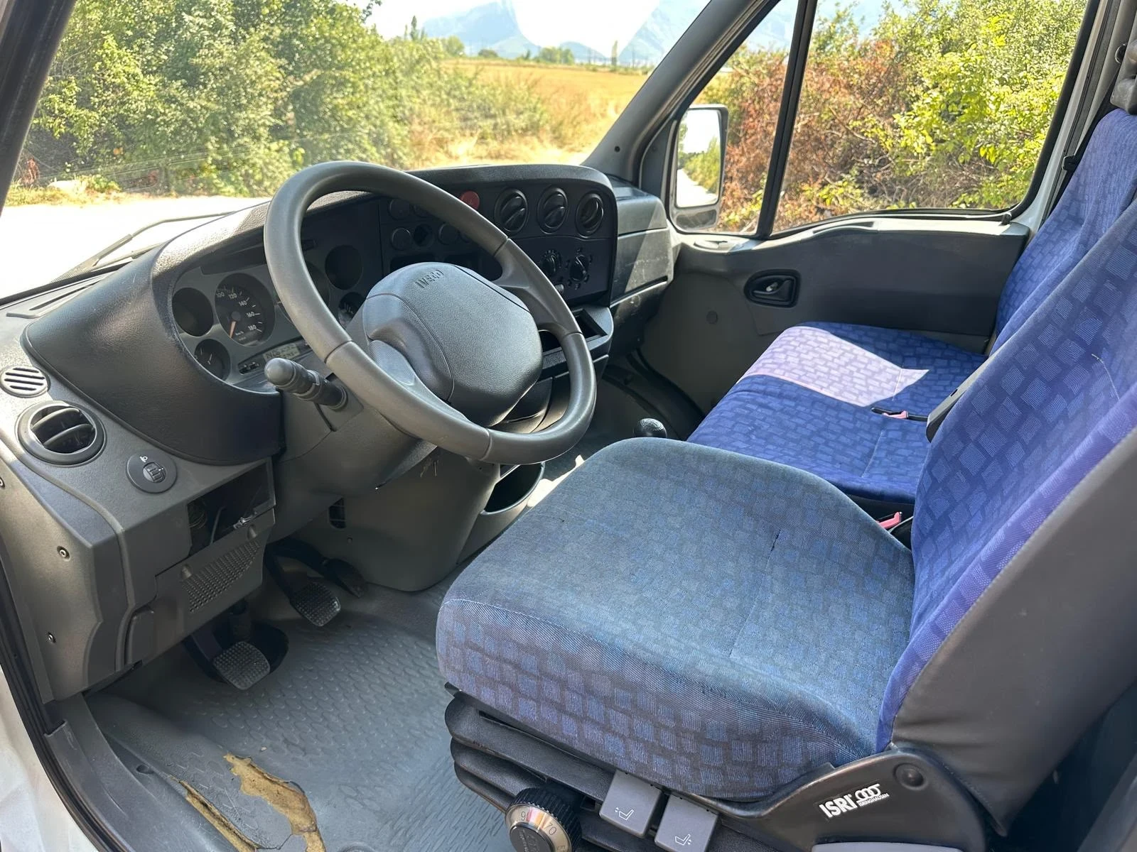 Iveco 35c15 Iveco Daily 35C15   150 �.�. | 2003 �. | �������� | Mobile.bg � ����������� 9