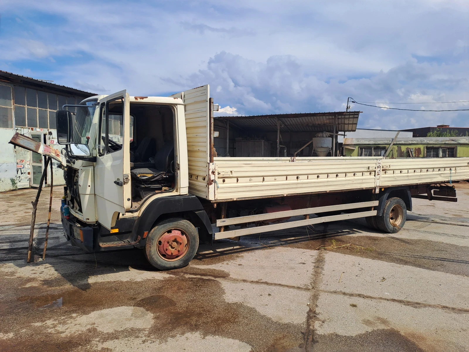 Mercedes-Benz 814  - изображение 2