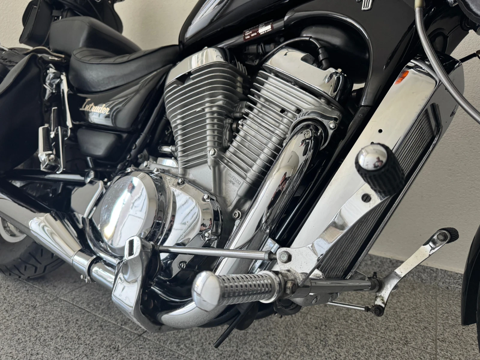 Suzuki Intruder VS - изображение 3