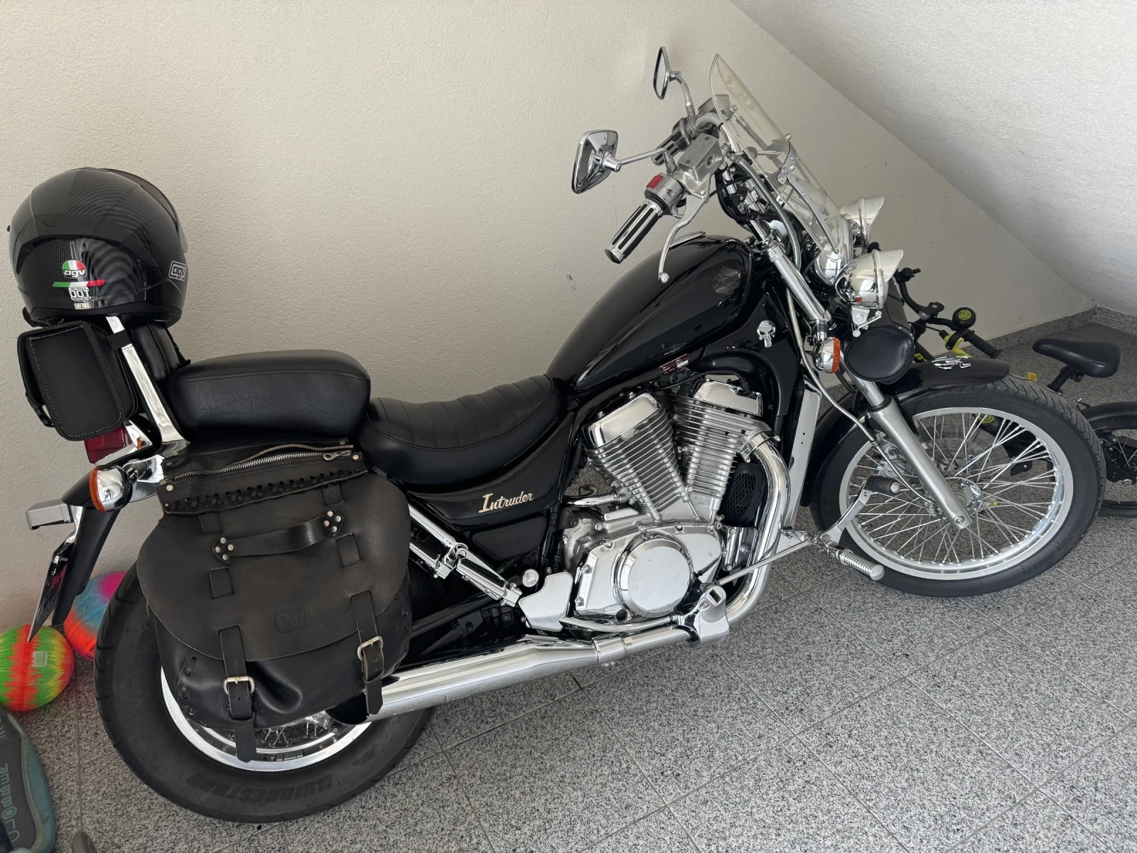 Suzuki Intruder VS - изображение 6