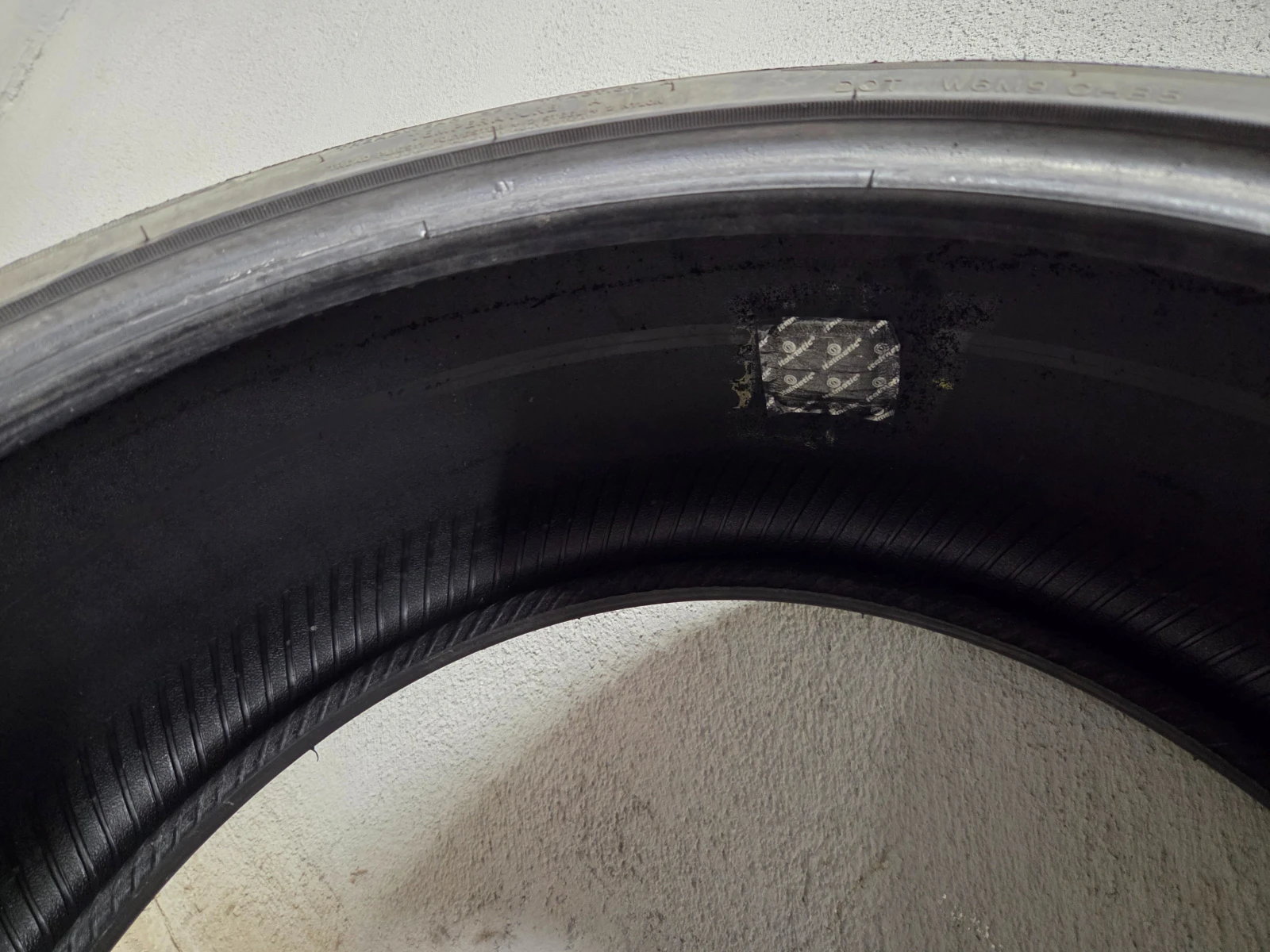 Гуми Летни 225/35R19, снимка 10 - Гуми и джанти - 54384981