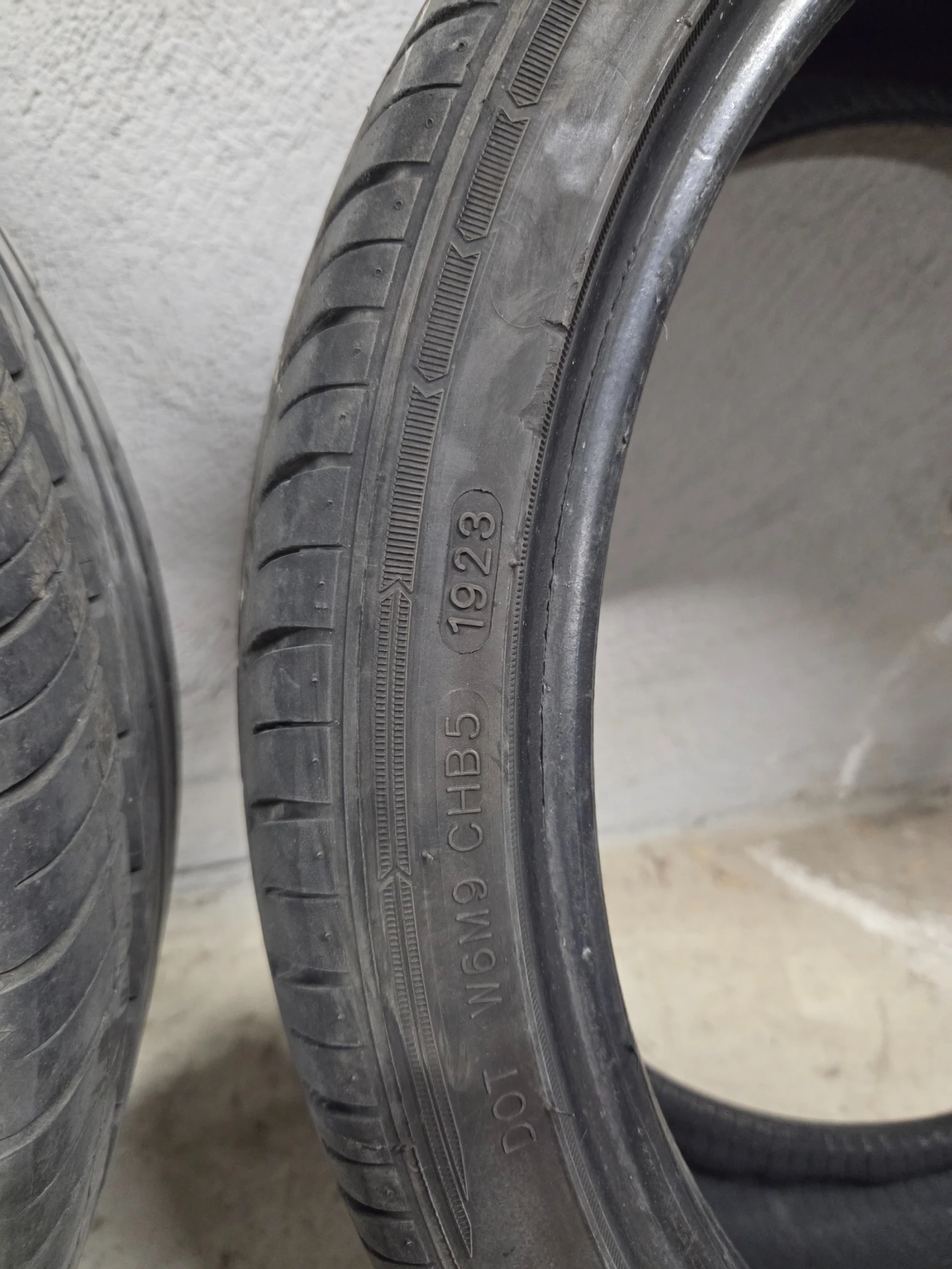 Гуми Летни 225/35R19, снимка 9 - Гуми и джанти - 54384981