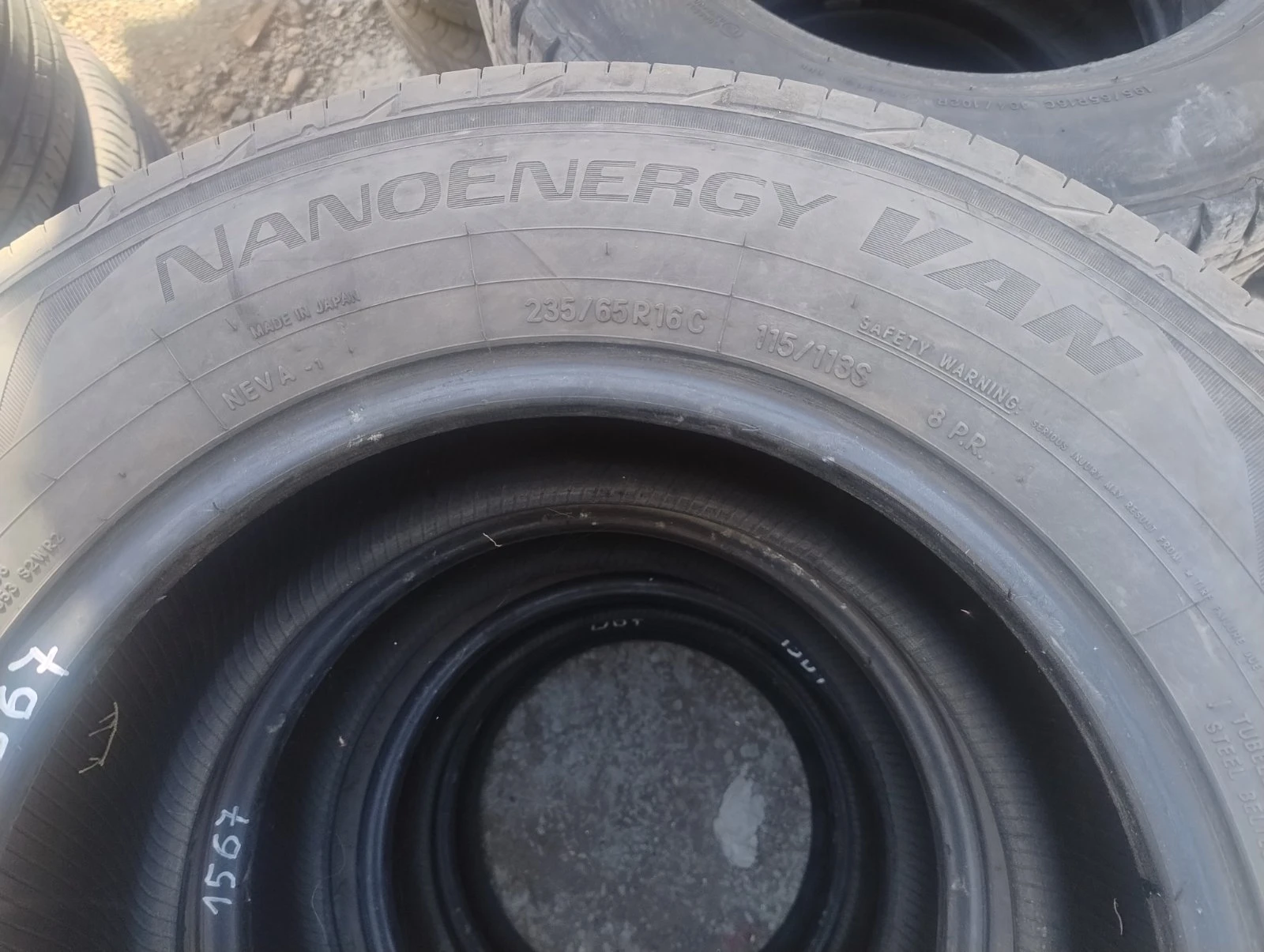 Гуми Летни 235/65R16, снимка 2 - Гуми и джанти - 56199078