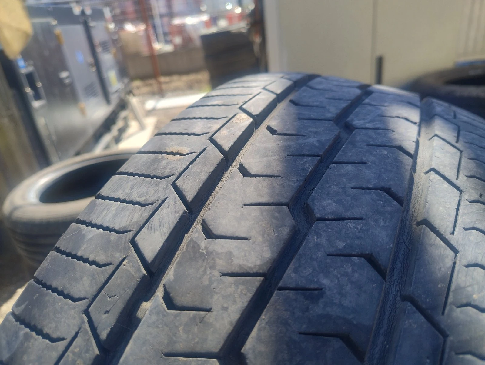Гуми Летни 235/65R16