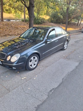  Mercedes-Benz E 270