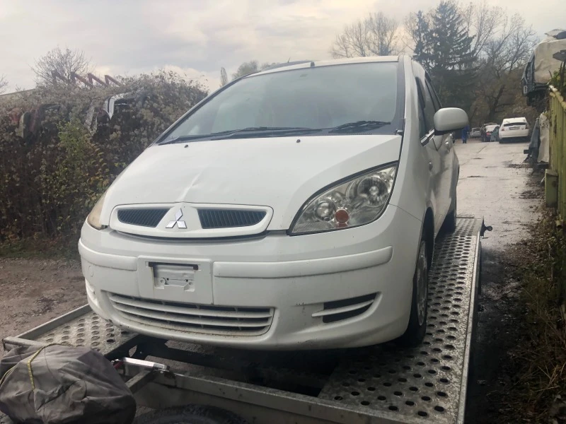 Mitsubishi Colt  2 броя 1.3 i 1.5 i automat, снимка 4 - Автомобили и джипове - 37708093