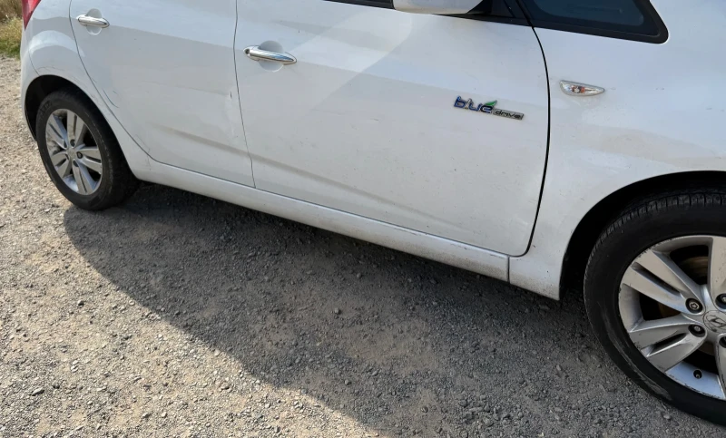 Hyundai Ix20 1.4i 1.4 crd, снимка 3 - Автомобили и джипове - 44843375