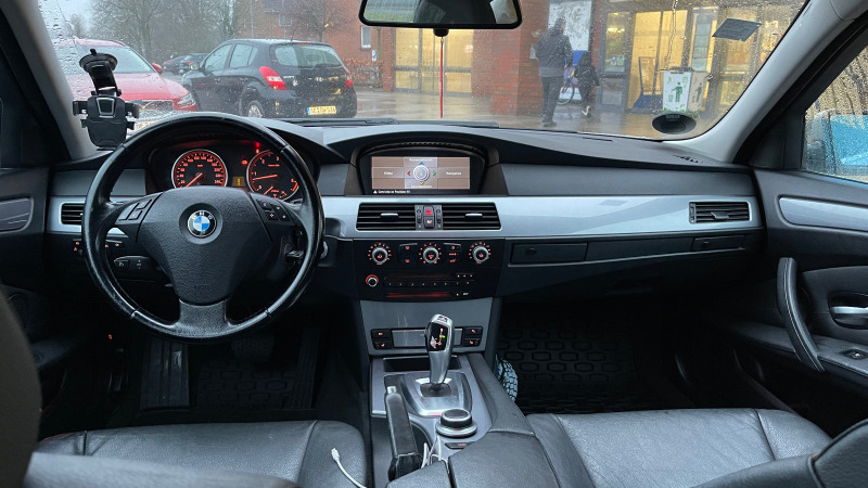 BMW 530, снимка 12 - Автомобили и джипове - 45079893
