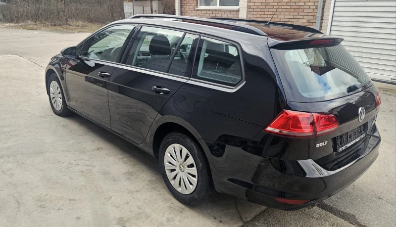 VW Golf 1.6 EURO 6, снимка 3 - Автомобили и джипове - 48331415