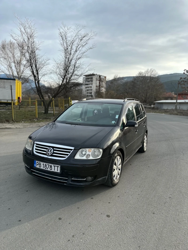 VW Touran 2.0 tdi, снимка 1 - Автомобили и джипове - 49294445