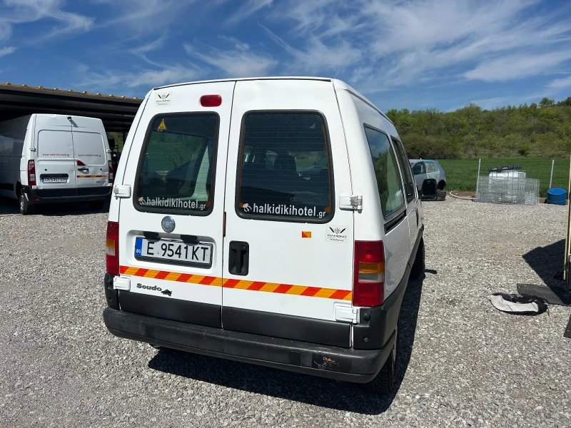 Fiat Scudo 2.0i 16V 136кс ГАЗ 6-местен Обслужен А-Я Нови гуми, снимка 4 - Автомобили и джипове - 49991587