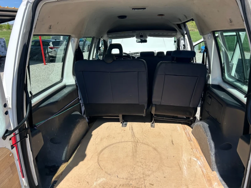 Fiat Scudo 2.0i 16V 136кс ГАЗ 6-местен Обслужен А-Я Нови гуми, снимка 12 - Автомобили и джипове - 49991587