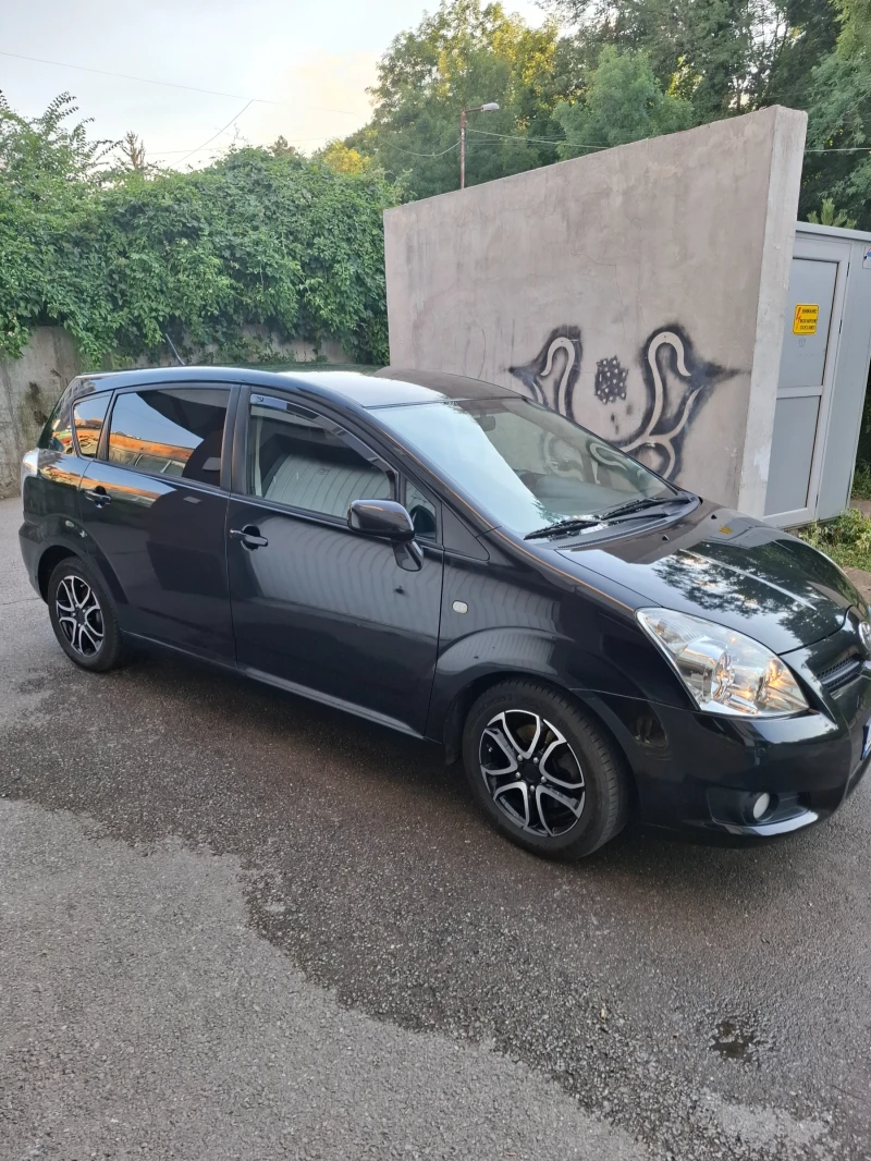 Toyota Corolla verso 1.8 VVTI, снимка 2 - Автомобили и джипове - 51911879