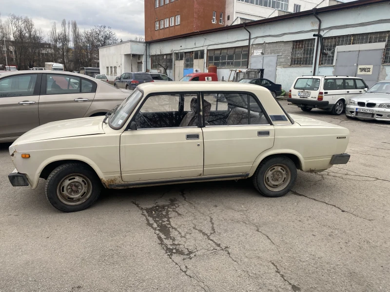 Lada 2105, снимка 5 - Автомобили и джипове - 51839333