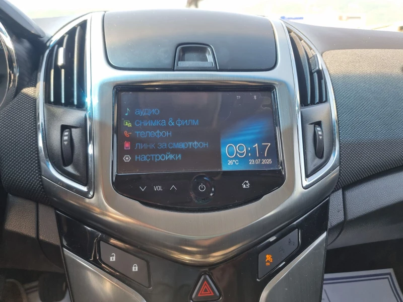 Chevrolet Cruze 1.7 VCDI FACE КОЖА КАМЕРА, снимка 12 - Автомобили и джипове - 52277130