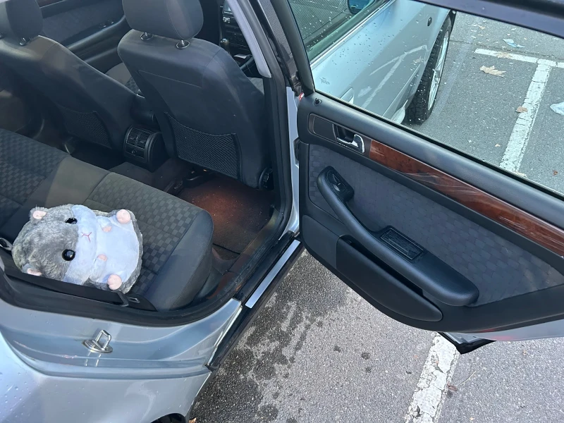 Audi A6 1.8Т АЕВ+ АГУ, снимка 10 - Автомобили и джипове - 52434941