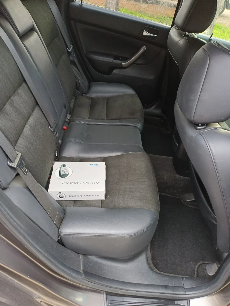 Honda Accord 2.0 LPG Executive Facelift, снимка 13 - Автомобили и джипове - 52621563