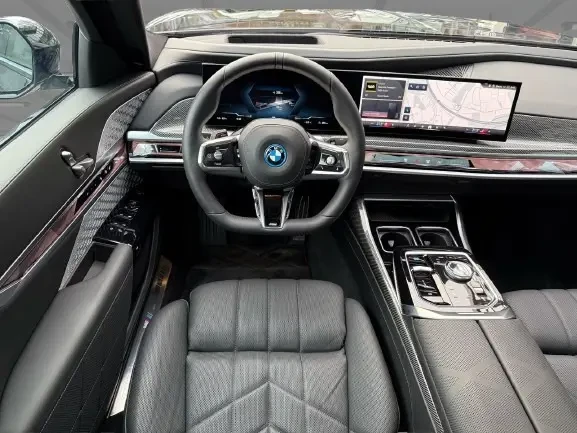 BMW i7 M60 xDrive = Shadow Line = Гаранция, снимка 7 - Автомобили и джипове - 53914721