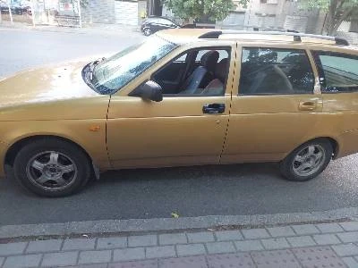 Lada Priora, снимка 3 - Автомобили и джипове - 55588741